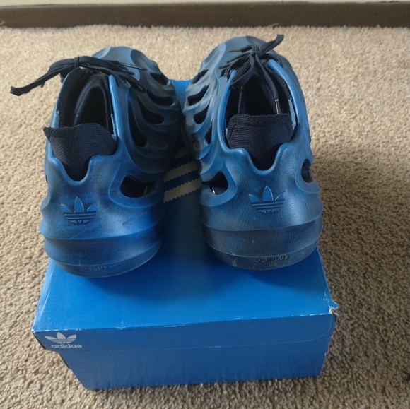 MEN SHOES - Picture 2 of 4